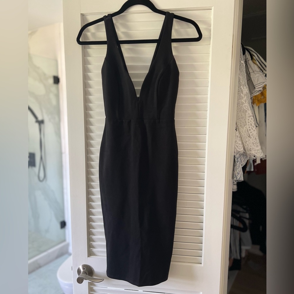 Lulu Black Midi Dress